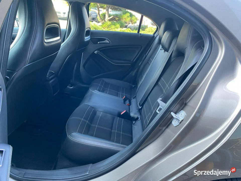 Mercedes A 180 LED BiXenon manual navi PDC immobilizer Żory