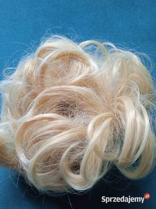 PRZYPINANY SKRĘCONY KOK jasny blond wielkopolskie Piła sprzedam