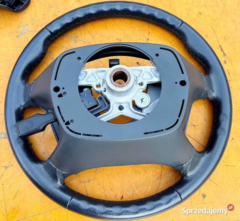 Kierownica skóra komplet Toyota Avensis T25 Stan mazowieckie Radom sprzedam