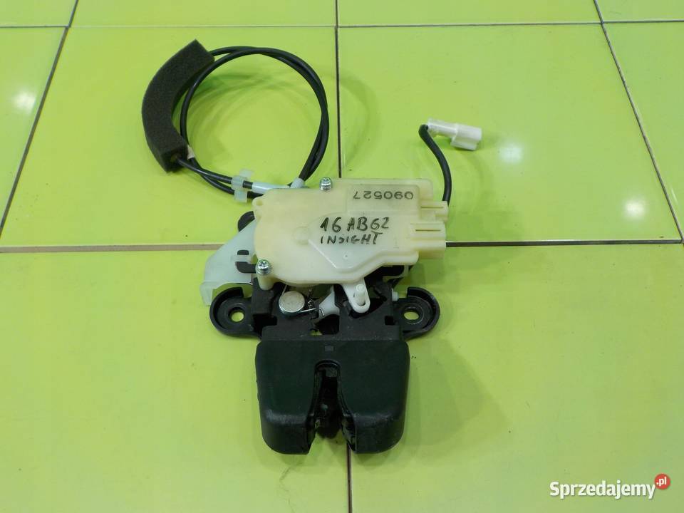 HONDA INSIGHT II 13 IMA 10r 5D zamek klapy tyl Suków