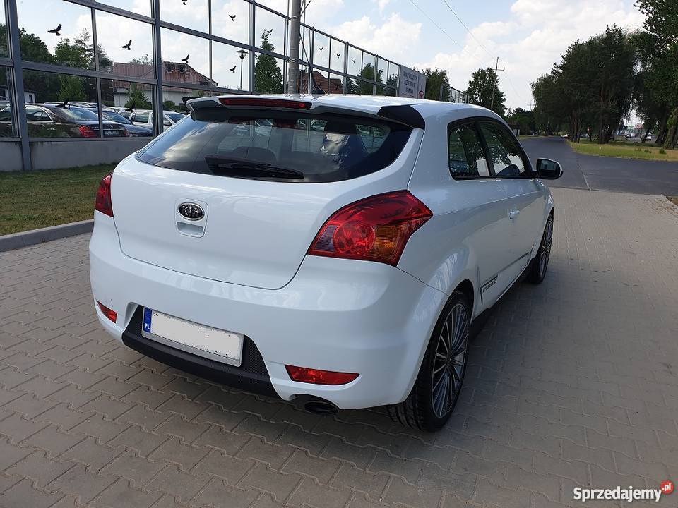 Kia Proceed 14 Benzyna 2010 I właściciel 121 wielkopolskie Poznań sprzedam