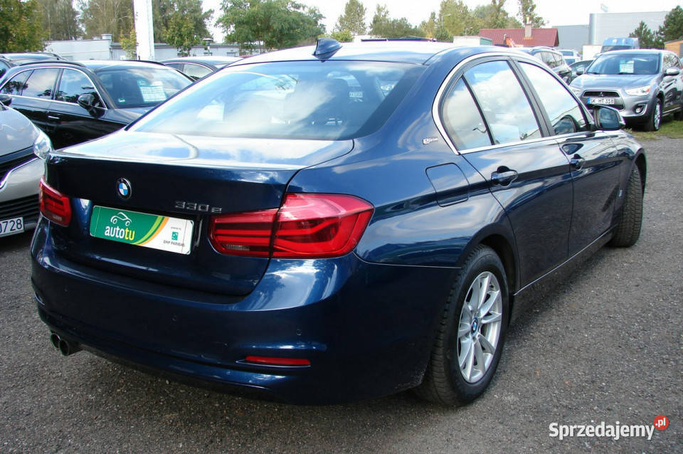 BMW 330 20 252 Hybrda Plungin F30 2012 VAT marża Samochody osobowe Piła sprzedam