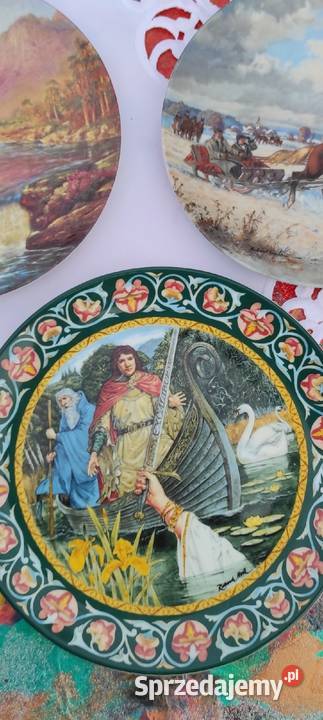 Kolekcjonerski talerz porcelanowy sygnowany Pabianice