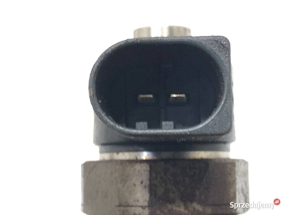 WTRYSKIWACZE KOMPLET VW PASSAT B8 04L130277AE 20 sprzedam