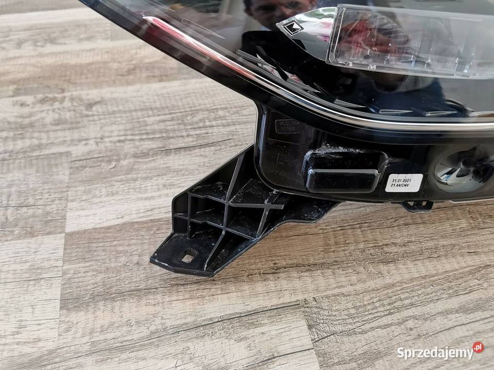 CITROEN DS3 CROSSBACK LAMPA PRZEDNIA LED Lewe Świerzawa