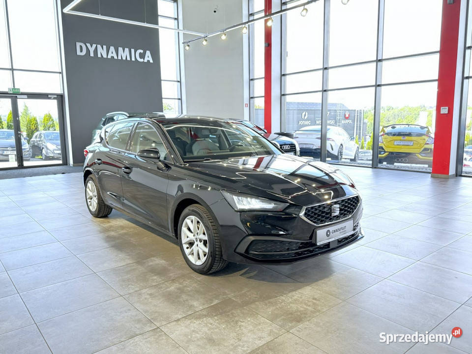 Seat Leon Style 15TSI 130 M6 2021 r salon I Leon Myślenice