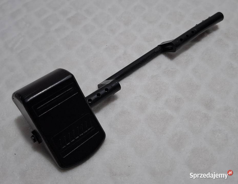 Mechanizm wysuwania włosia ssawki uniwersalnej