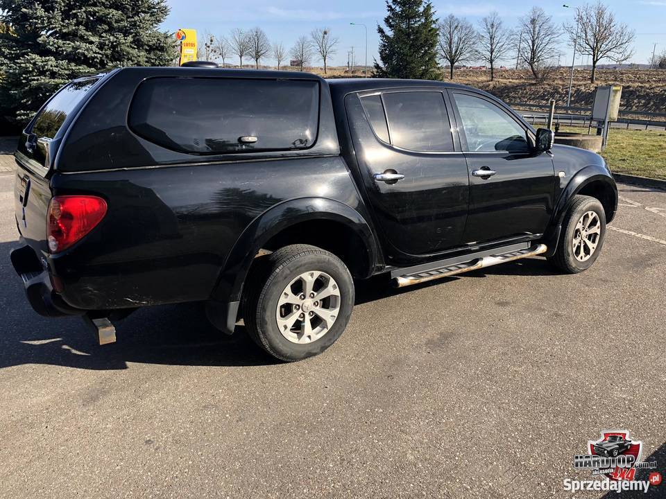 Mitsubishi L200 Zabudowa Hardtop 19 osobowe Pasłęk