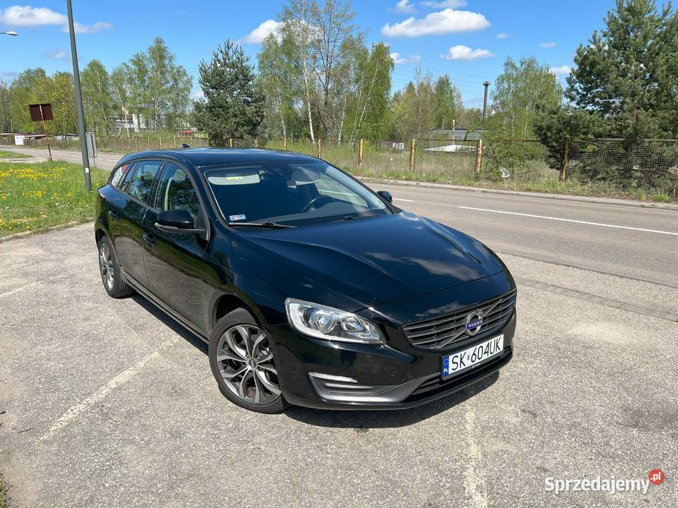 Volvo V60 D2 niski przebieg super stan V60