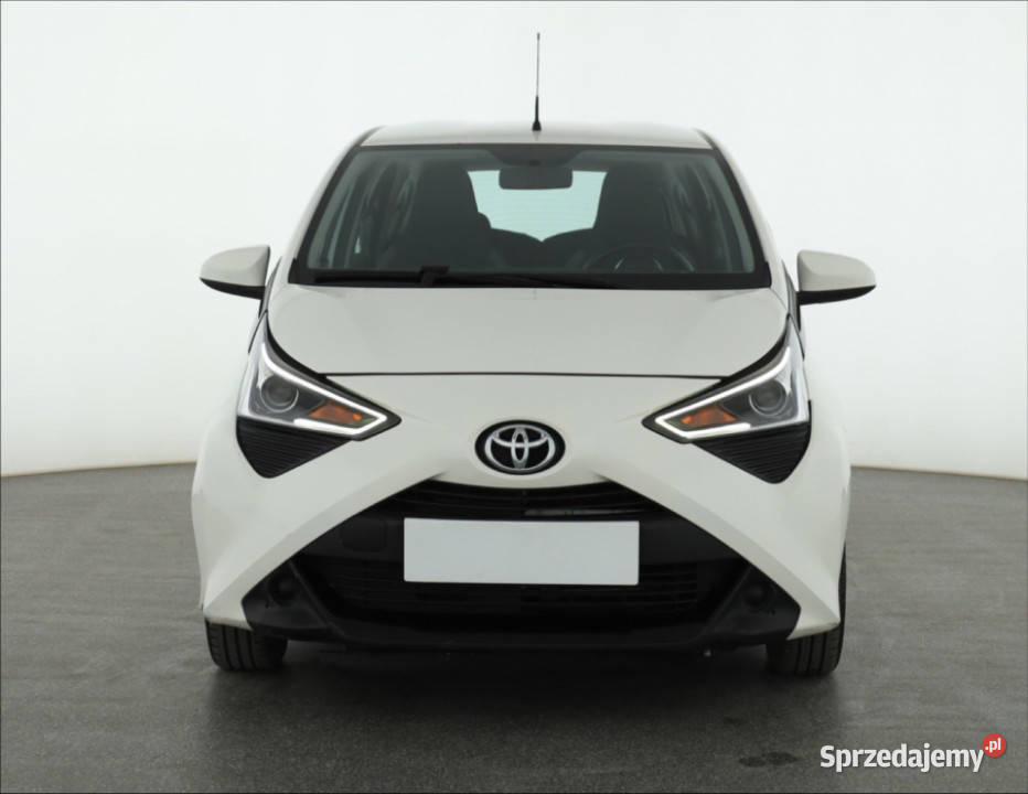 Toyota Aygo 10 VVTi wielofunkcyjna kierownica Piaseczno