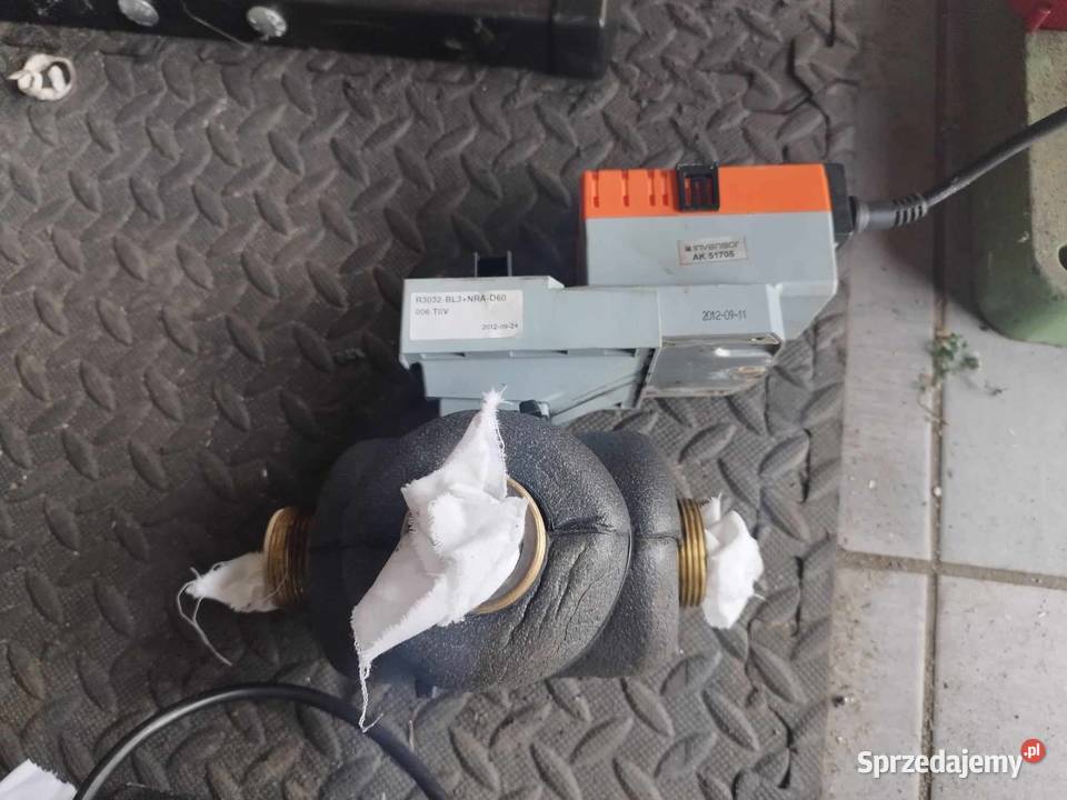 Belimo Zawór z regulatorem LRQ24AXSR NRQ24AX Strzyżew