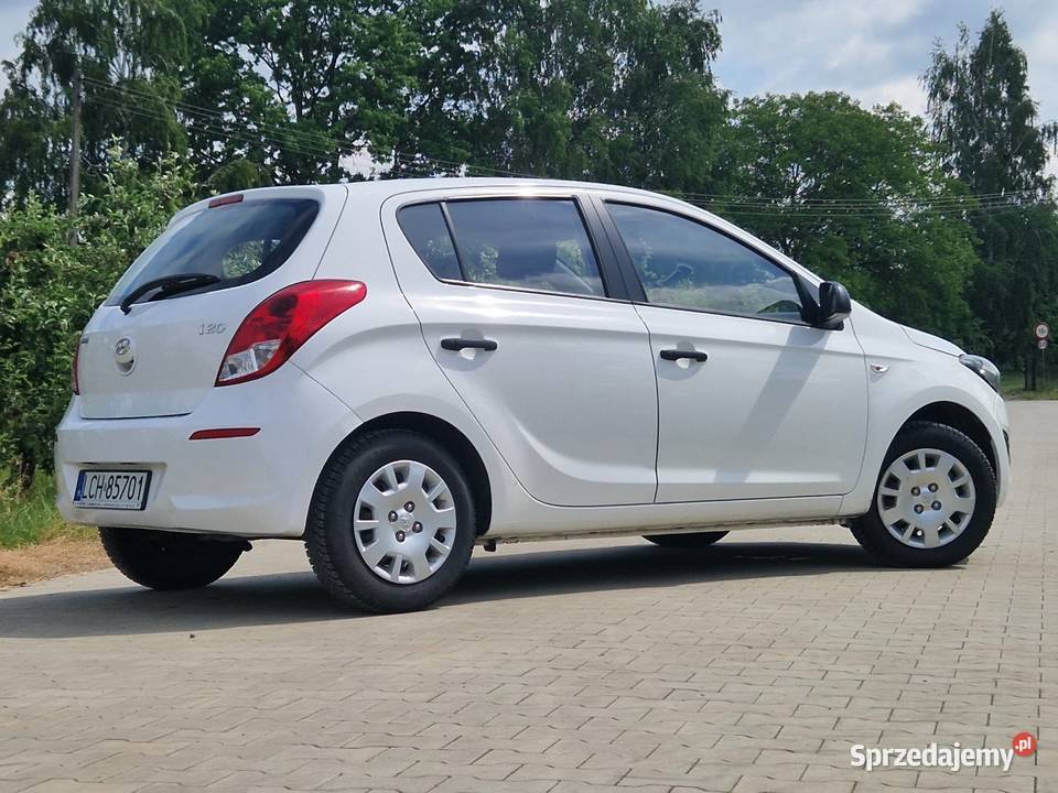 Hyundai I20 12 benzyna klima Bluetooth dużym 124000km Sandomierz