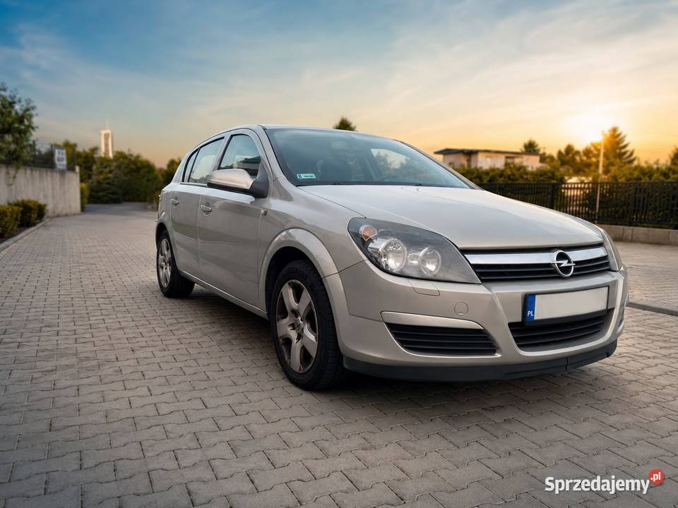 Opel Astra H 16 Benzyna 2006 SCT 5drzwiowy Zarejestrowany w Polsce Kraków sprzedam