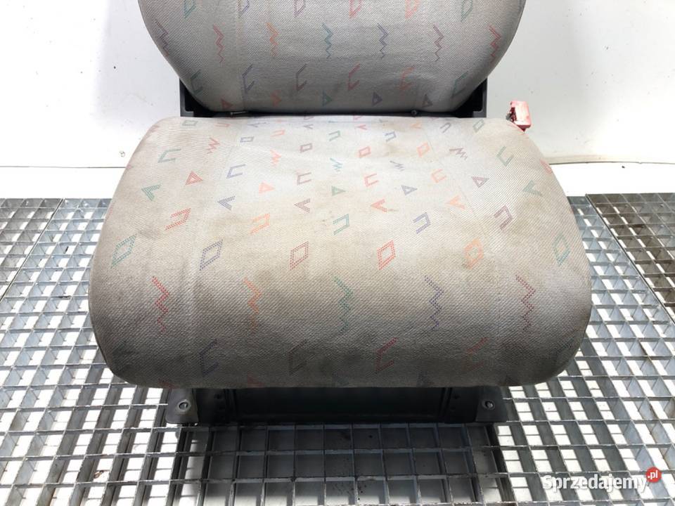 FOTEL PRAWY PRZÓD VW LT 28 35 Bus 9606 SIEDZENIE