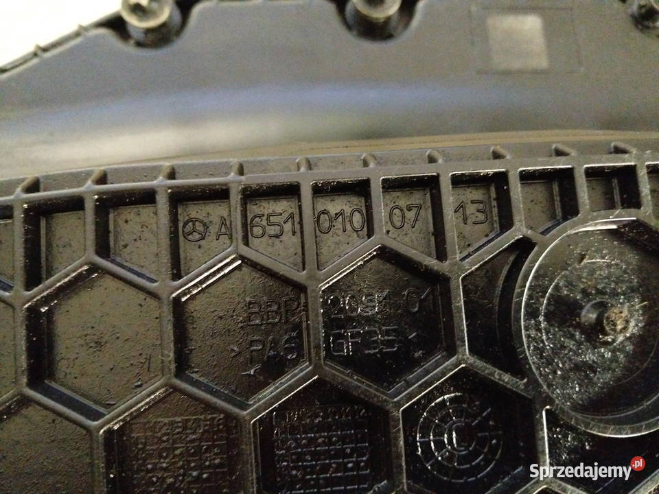 MISKA MISA OLEJOWA OLEJU MERCEDES W205 C220 22 Lubin