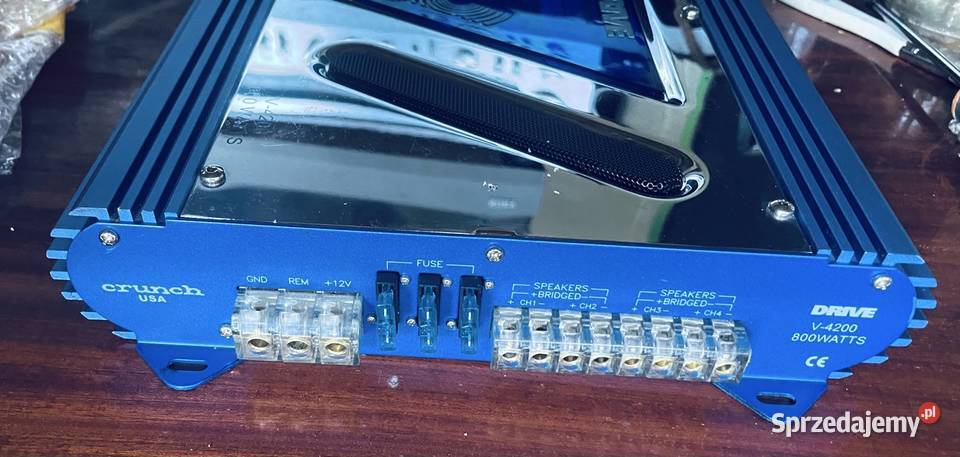 Wzmacniacz Crunch Drive V4200 4 kanały 800W Ilość kanałów 4