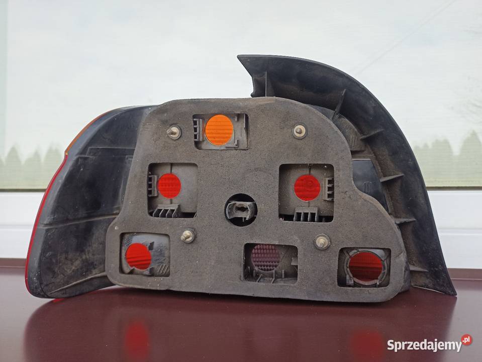 BMW E39 sedan lampa tył tylna prawa oryginał Sieradz