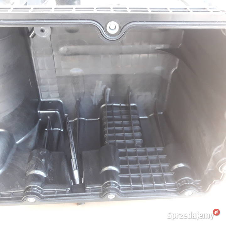 Miska oleju Mercedes MP4 ACTROS ANTOS 4710109113 Silniki i osprzęt Częstochowa