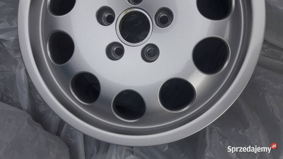 Aluminiowa oryginalna felga Audi 16 Rozmiar 16" Koła i felgi Głuchołazy sprzedam