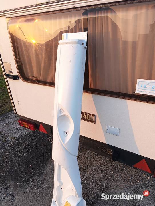 Lewy tył narożnik pod lampę przyczepa Hobby 2009 Pozostałe Odrowążek