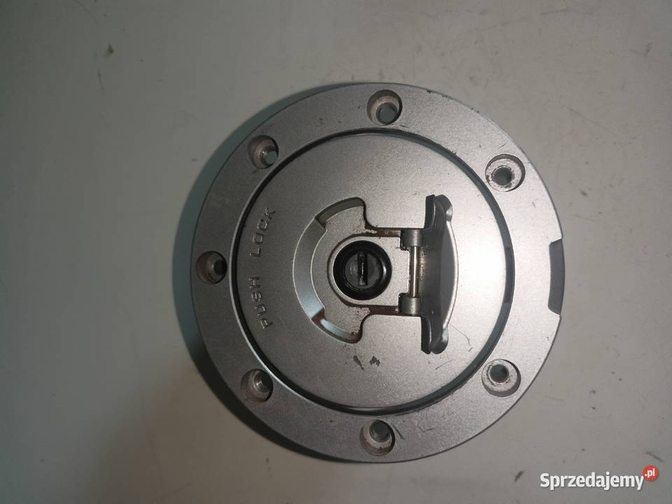 Korek wlewu paliwa kluczyk Honda CBR VFR VTR Układ paliwowy Turek