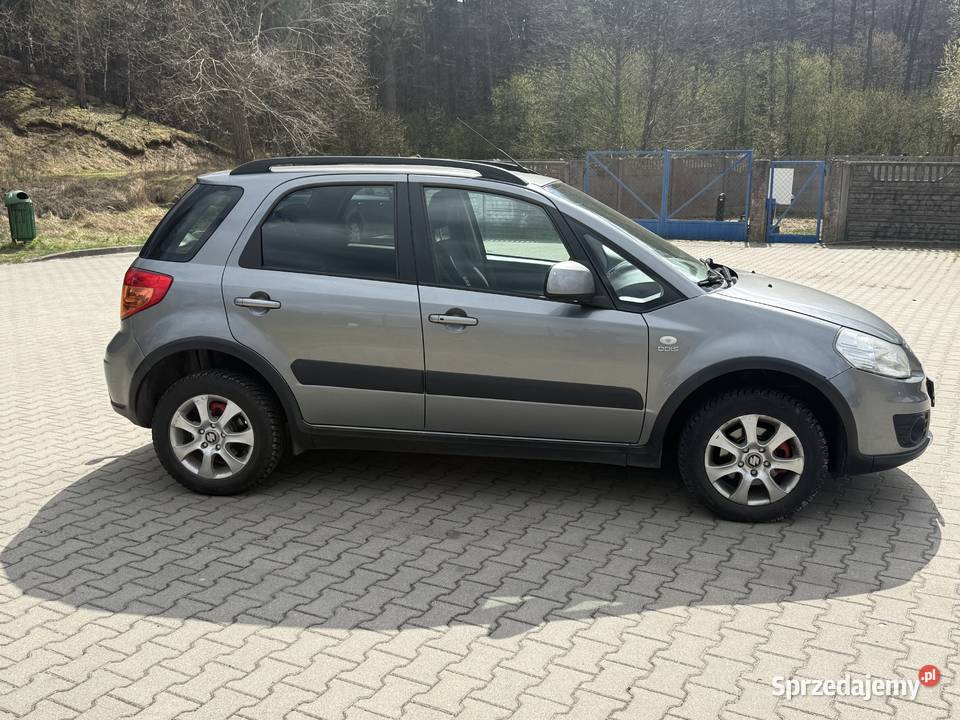 Suzuki SX4 20 DDiS napęd 4x4 135 2010r nieuszkodzony świętokrzyskie