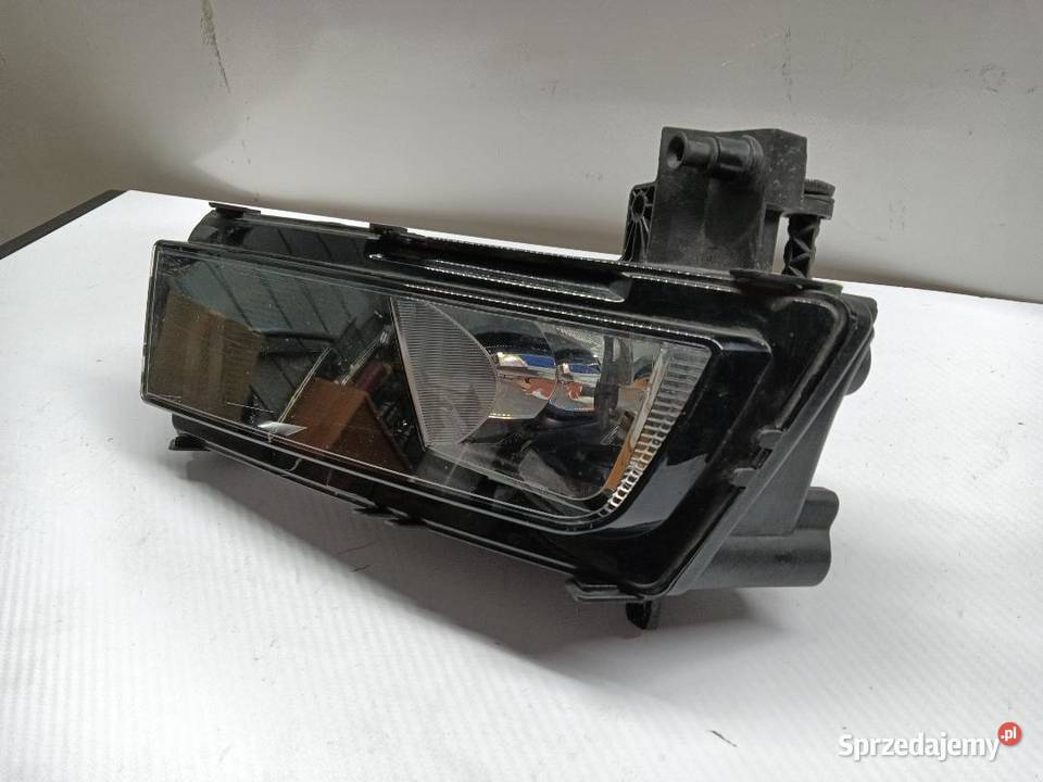 HALOGEN PRZÓD PRZEDNI PRAWY VW TOURAN II