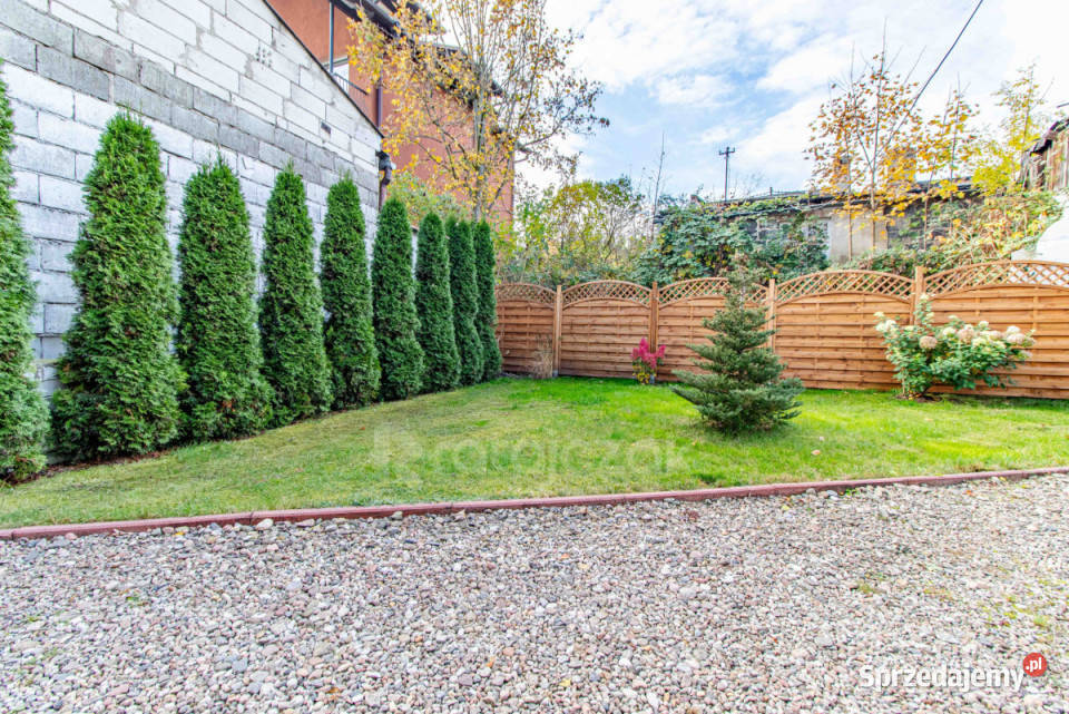 sprzedaży domu wolnostojącego 21503m2 Gdynia 6743zł/m2