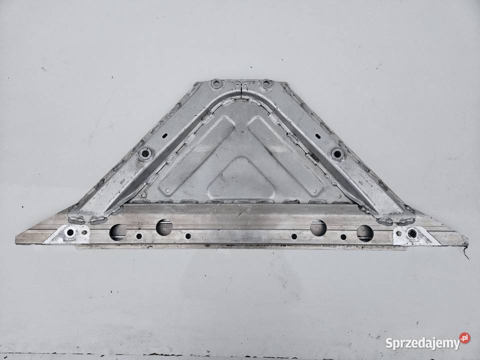 BMW IX1 X1 U11 ROZPÓRKA WZMOCNIENIE PODWOZIA Międzychód sprzedam