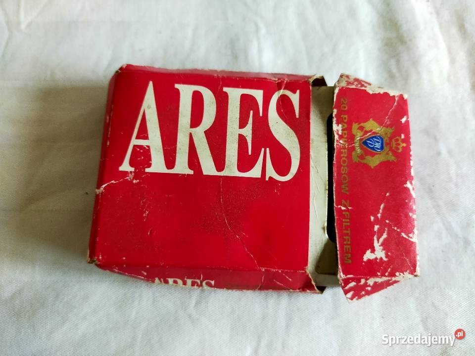 Opakowanie po starych papierosach Ares