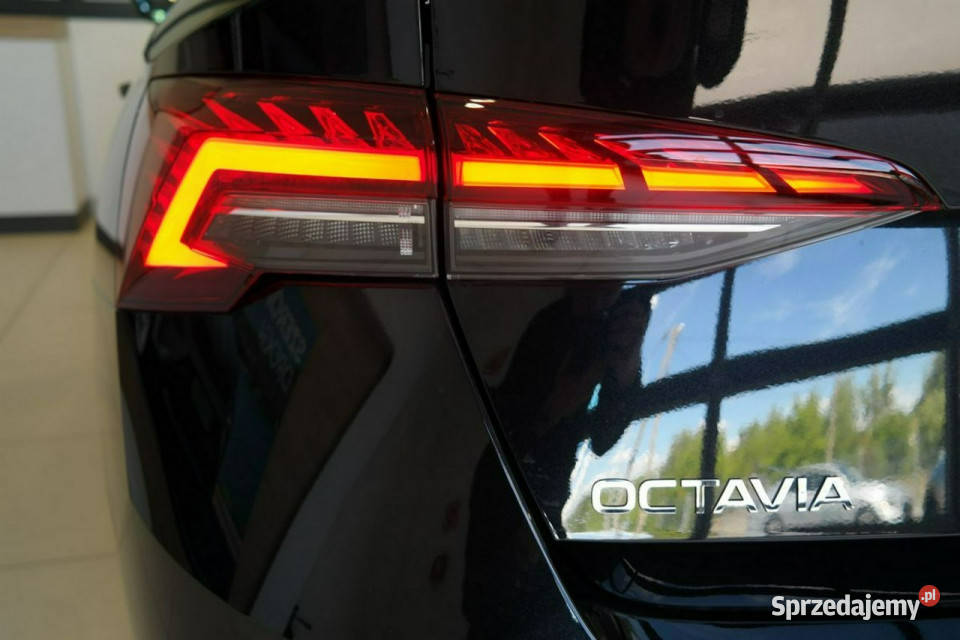 koda Octavia Drive Essence 15 TSI mHEV 150 DSG Łódź