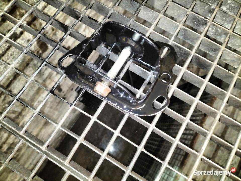 Wspornik wahacza prawy tylny BMW E46 E36 X3 E83 osobowe śląskie Poręba