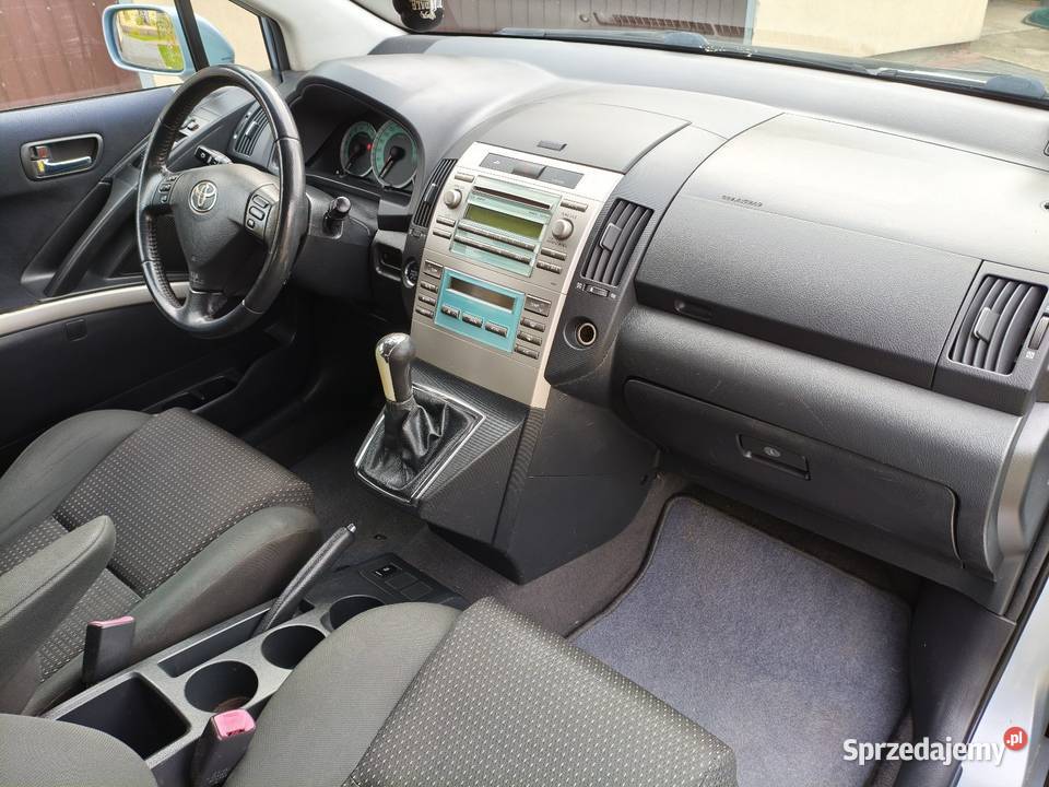 Toyota Corolla Verso 16 łódzkie Glinnik