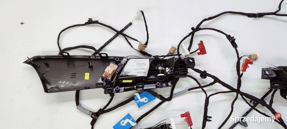 KALMKI WIĄZKI BOCZKÓW AUDI A4 B9 AMBIENTE Materiały instalacyjne śląskie Przystajń