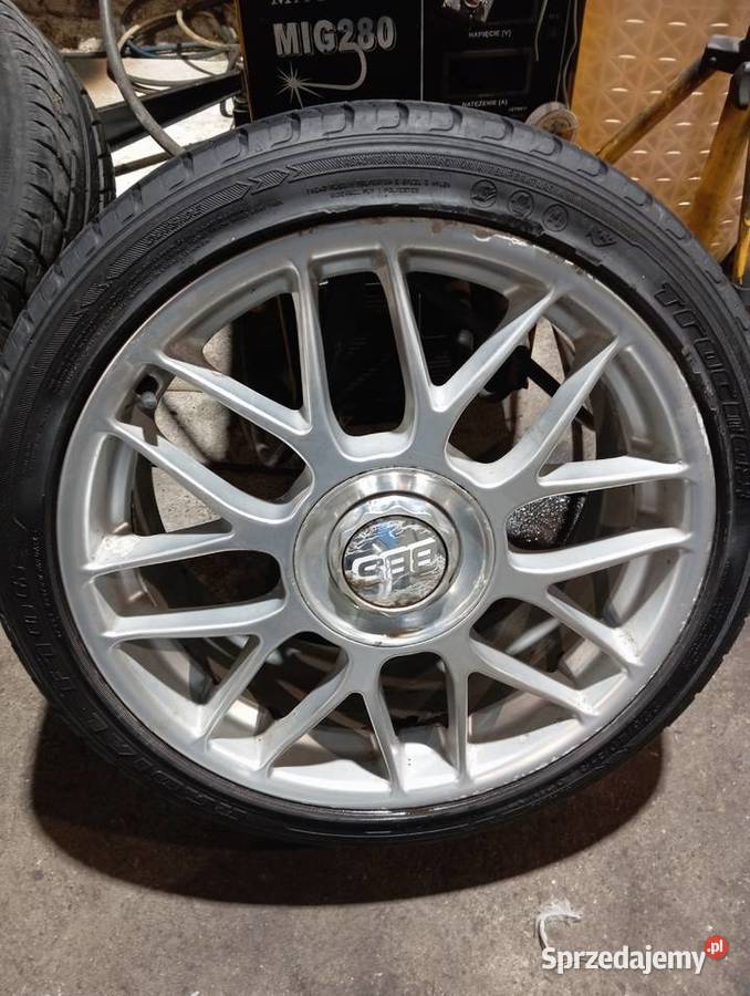 BBS RC 306 z oponami Zarzecze