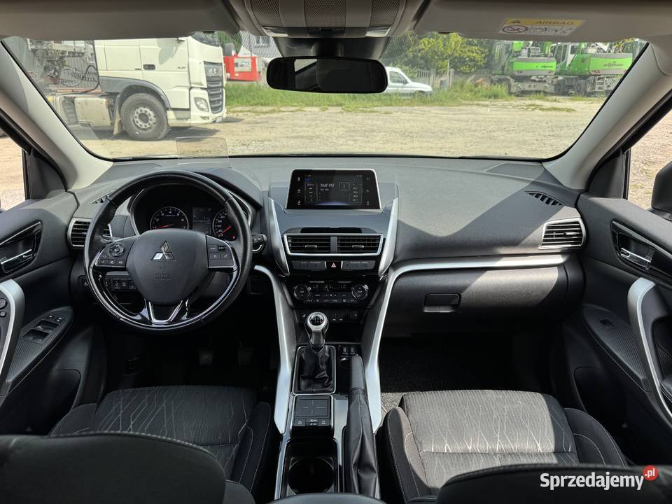 Mitsubishi Eclipse Cross 15 BENZYNA Klimatronik nawigacja Konin