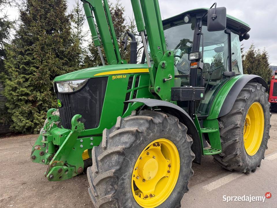 Ciągnik rolniczy John Deere 5085M 2015