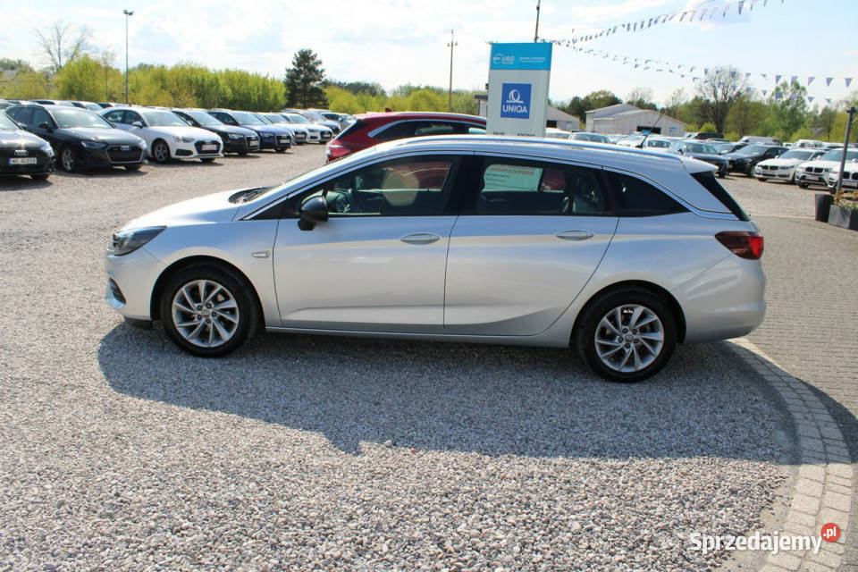 Opel Astra 12 145HP Elegance Gwarancja Led benzyna sprzedam