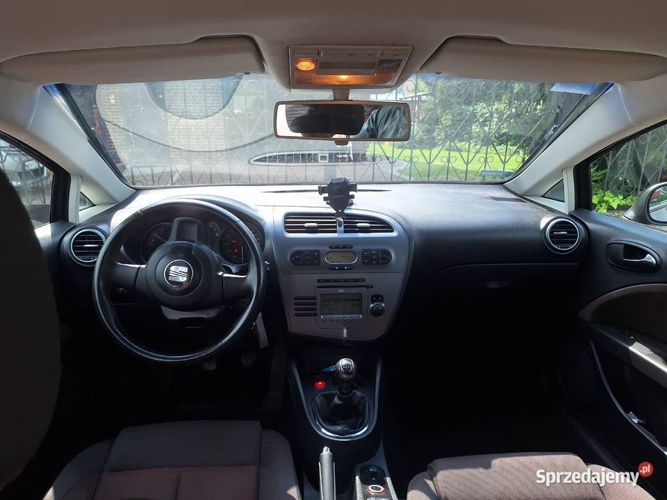 Seat Leon 2007 16 MPI LPG bogato wyposażony nieuszkodzony Tłuszcz sprzedam