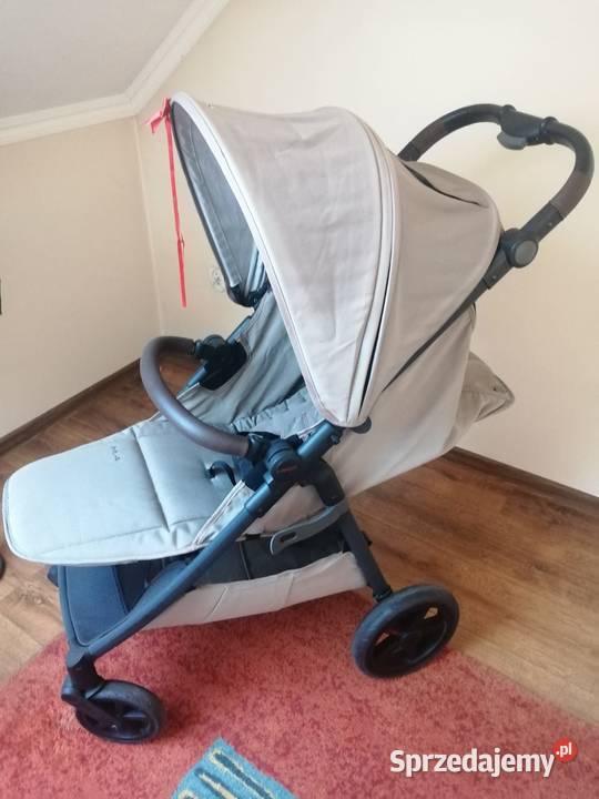 WÓZEK SPACEROWY MAST M4