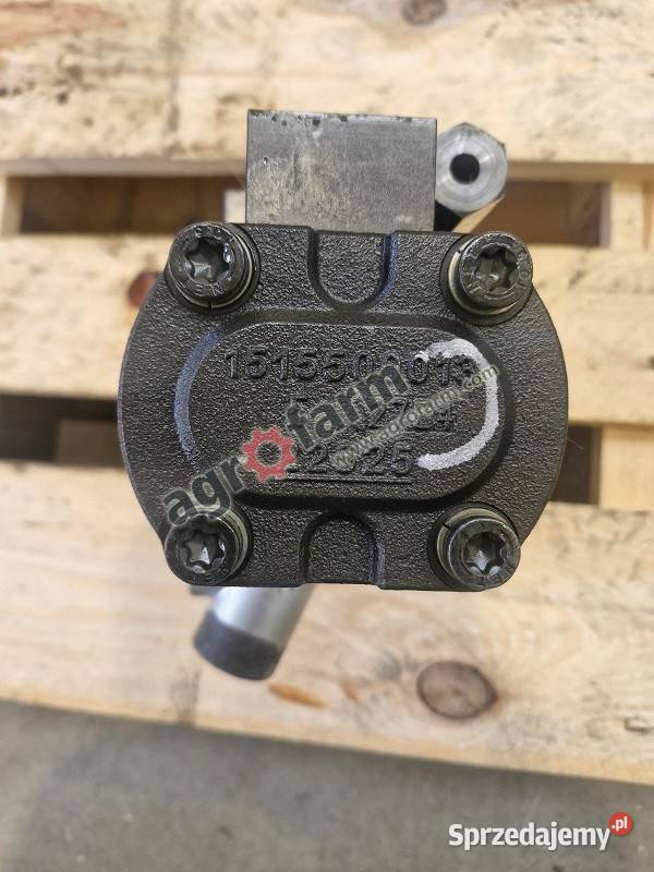 Pompa hydrauliczna Valtra C90 Byków sprzedam