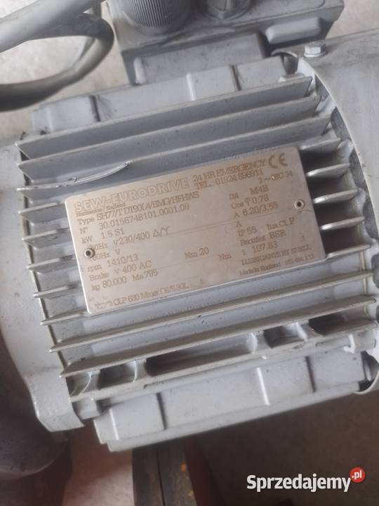 Sprzedam silnik z reduktorem Pozostałe świętokrzyskie Masłów Drugi