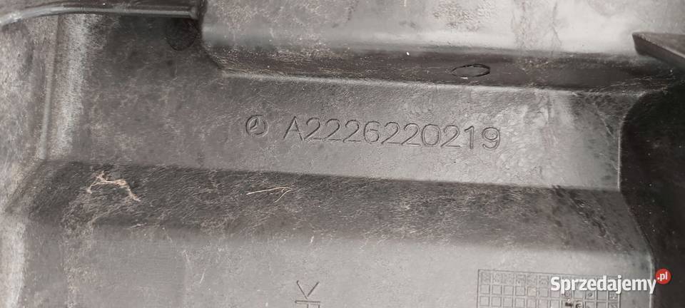 OKULAR LAMPY PRAWY PRZÓD SKLASA W222 2226220219 Międzychód
