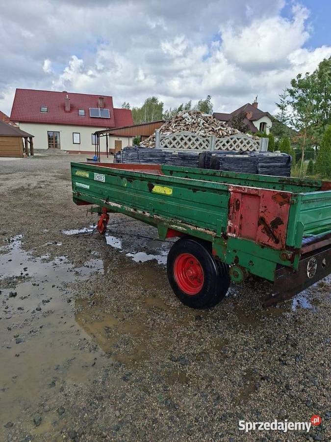 Rozrzutnik Walfarma 98r 2tony Sprawny transport Parczew
