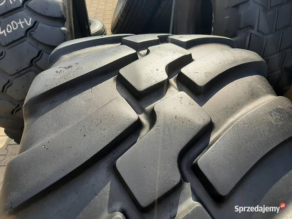 Opona używana 56060R225 55060R225 BKT FLOTATION 22.5cale Zaścianki sprzedam