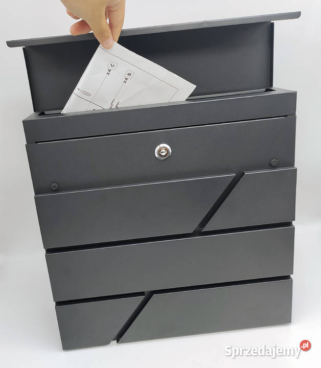 Skrzynka na listy z gazetnikiem czarna