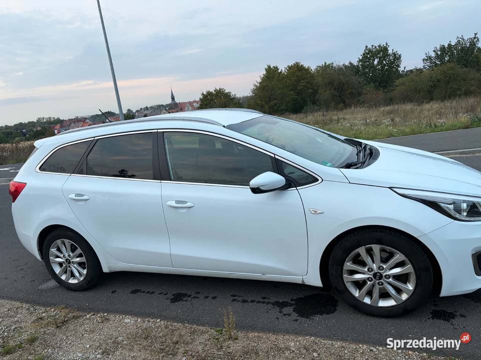 KIA CEED 2 2016 16 136 radio Choszczno