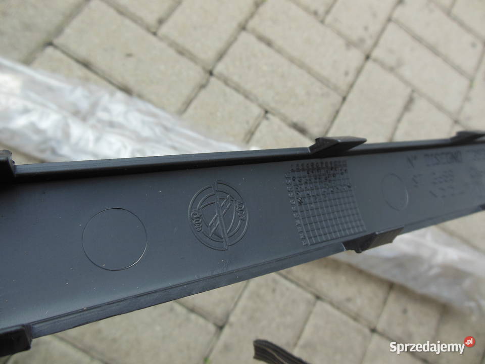 735321323 Fiat Punto 188 Facelift z 2003 LISTWA osobowe Kozy