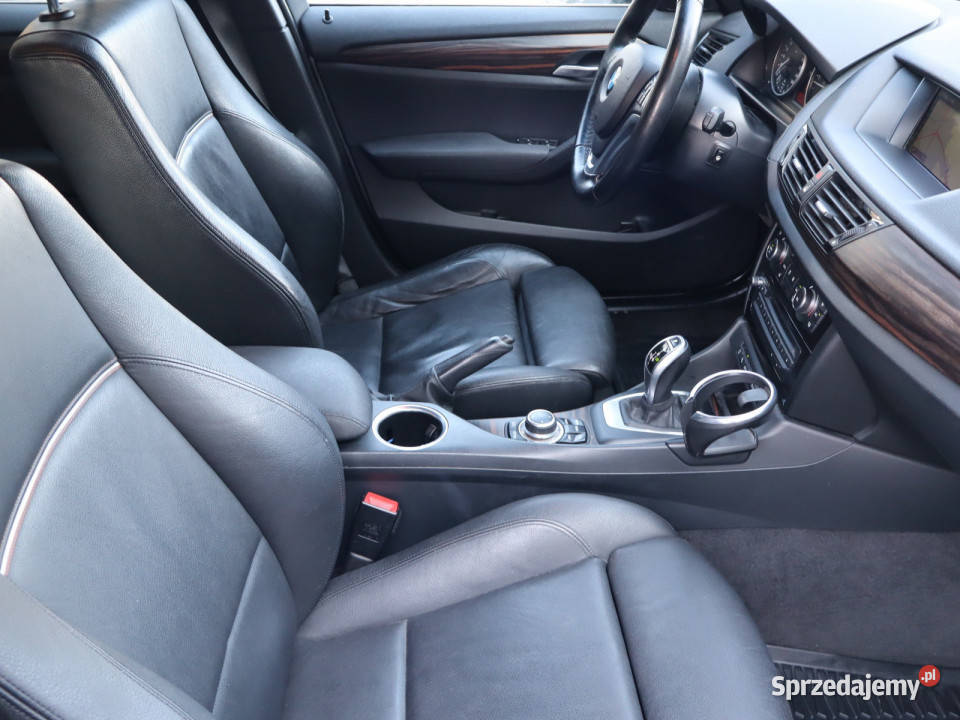 BMW X1 xDrive20d światła przeciwmgielne Katowice