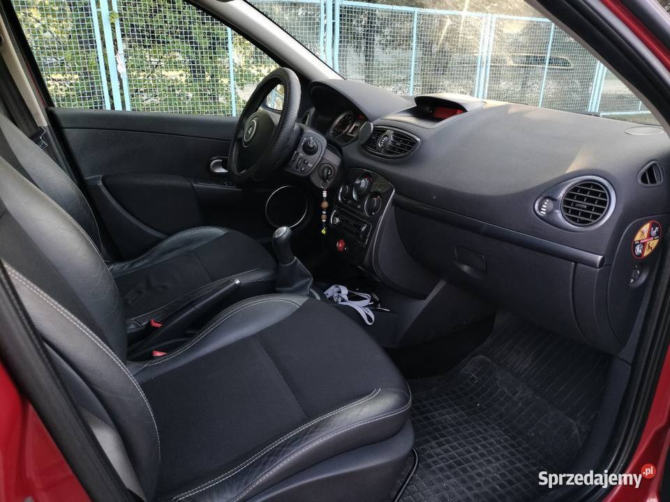 Renault Clio 3 12 Turbo 101 2008r nieuszkodzony